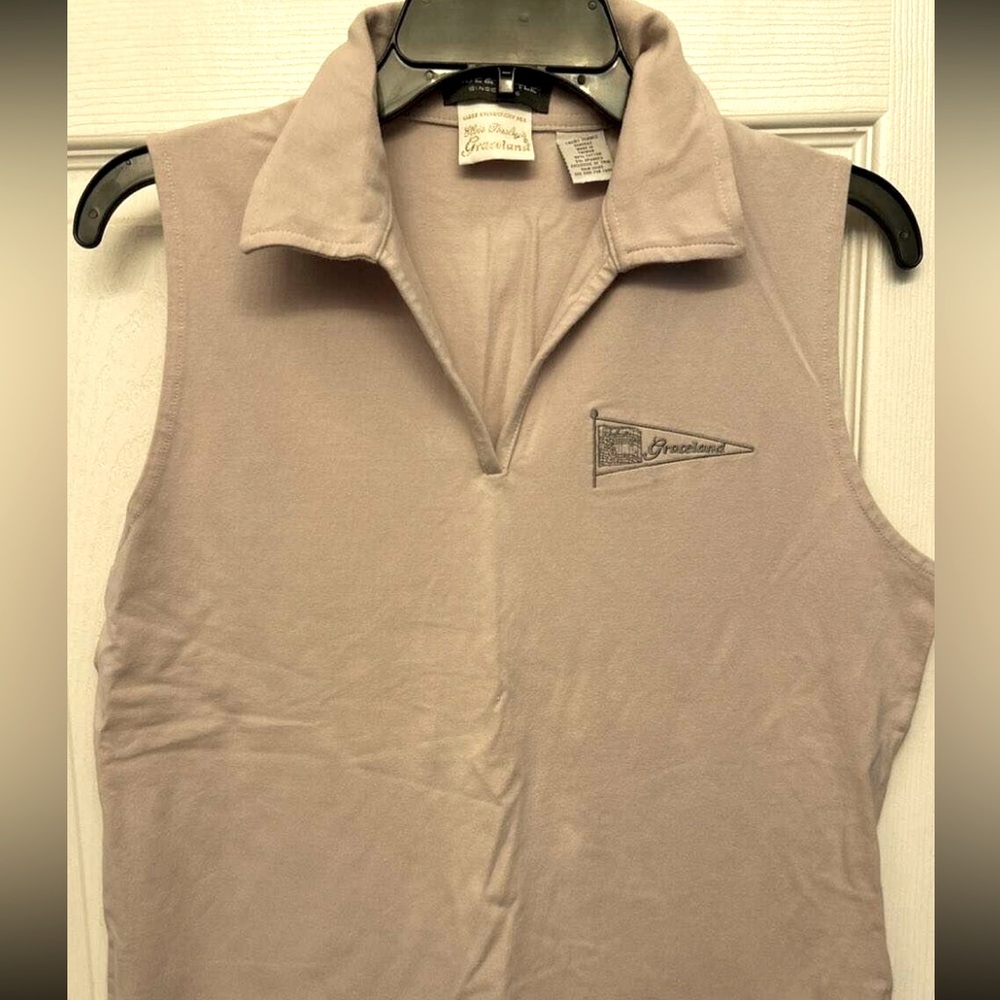 Elvis Presley’s Graceland Lavender Sleeveless Shirt Lg